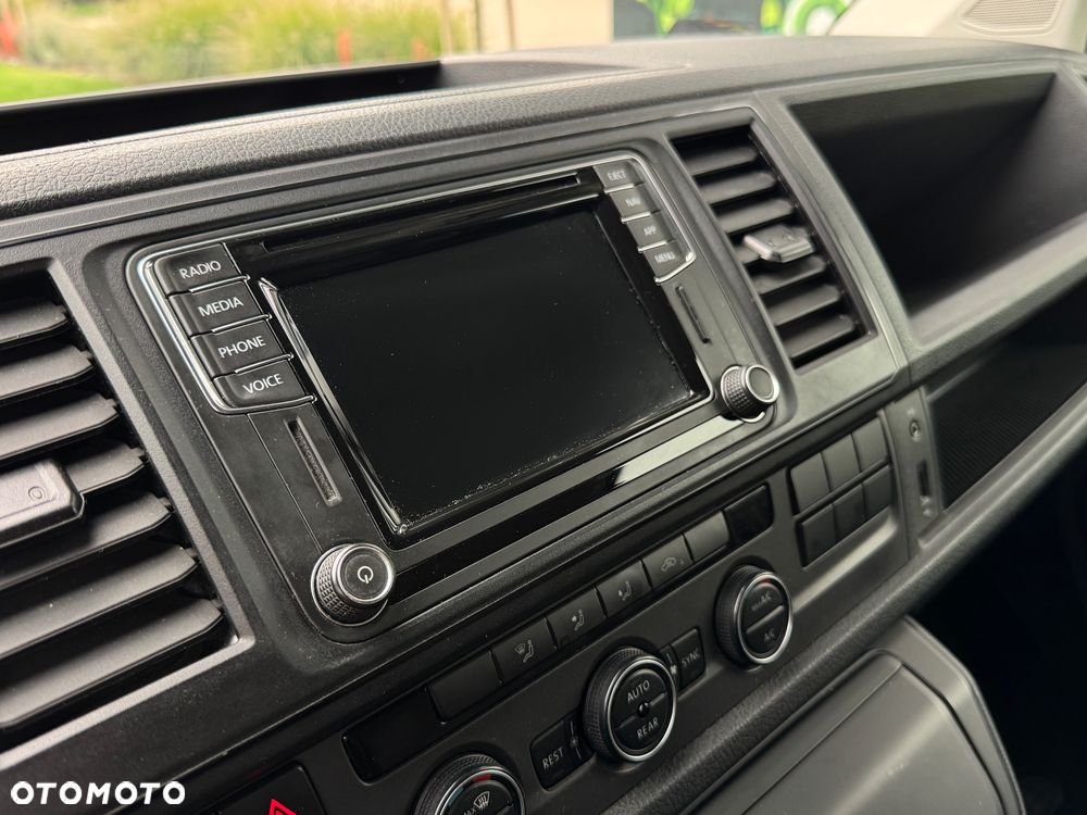 Volkswagen Multivan 2.0 TDI L1 Comfortline DSG - 18