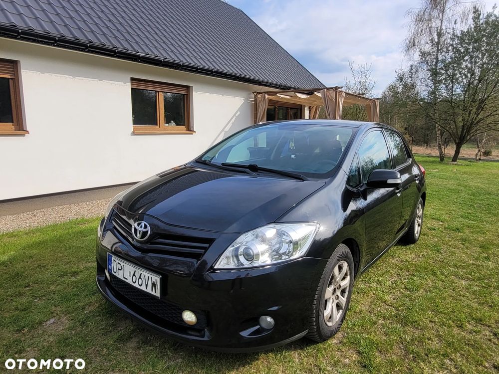 Toyota Auris 1.4 D-4D - 1