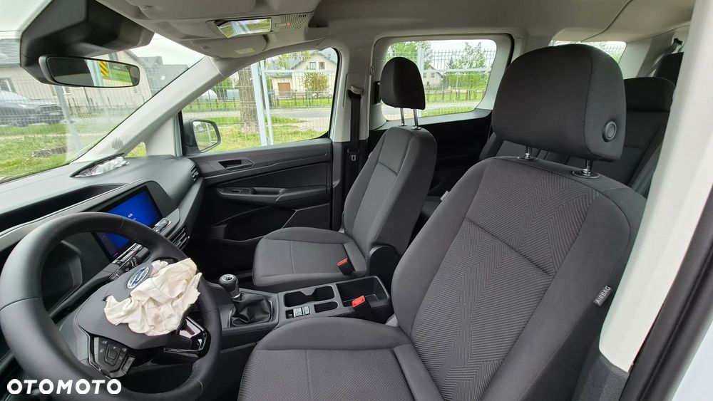 Ford Tourneo Connect Grand - 11