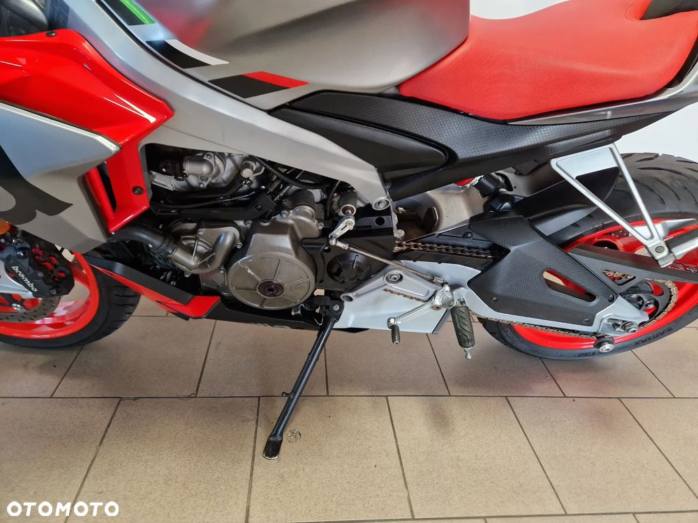 Aprilia Tuono - 18