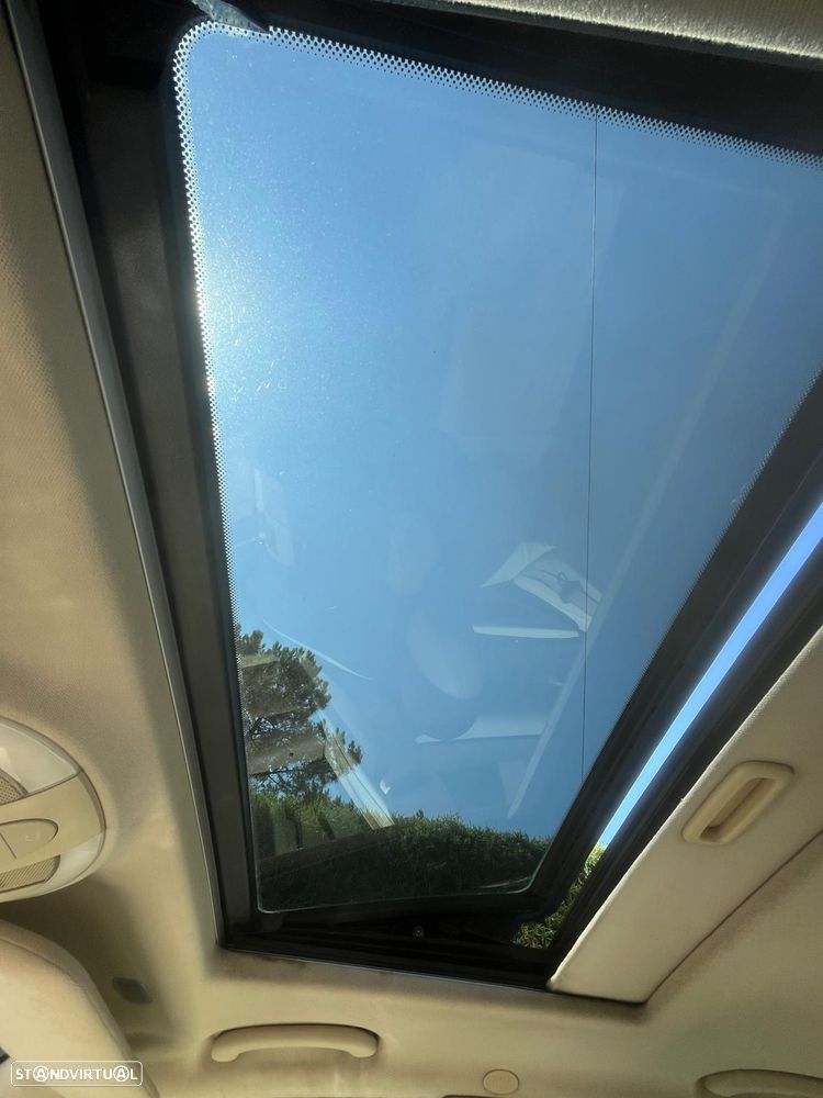 Mercedes-Benz E 220 CDI Avantgarde DPF - 7