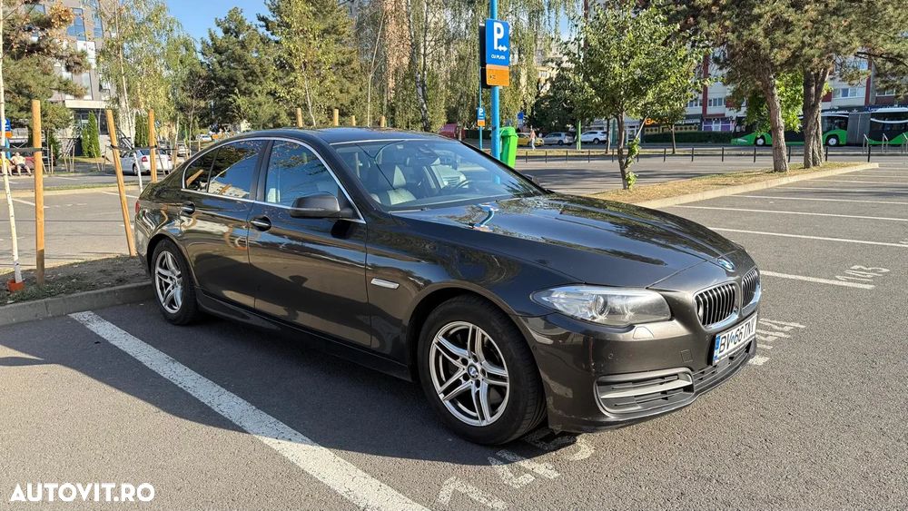BMW Seria 5 525d xDrive AT - 20