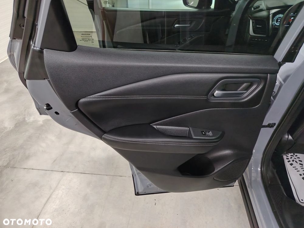 Nissan Qashqai 1.3 DIG-T MHEV Xtronic N-Connecta - 24