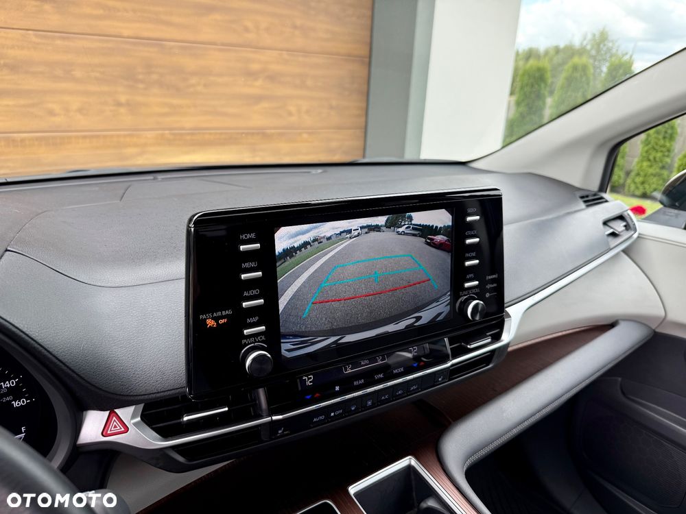 Toyota Sienna - 31