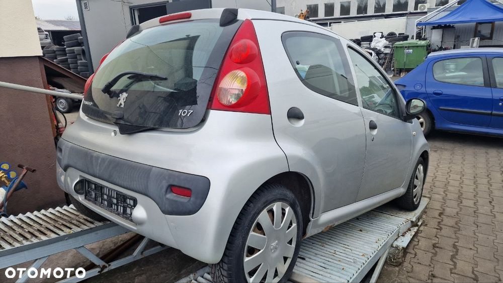 peugeot 107 2006r 50 kw - 2