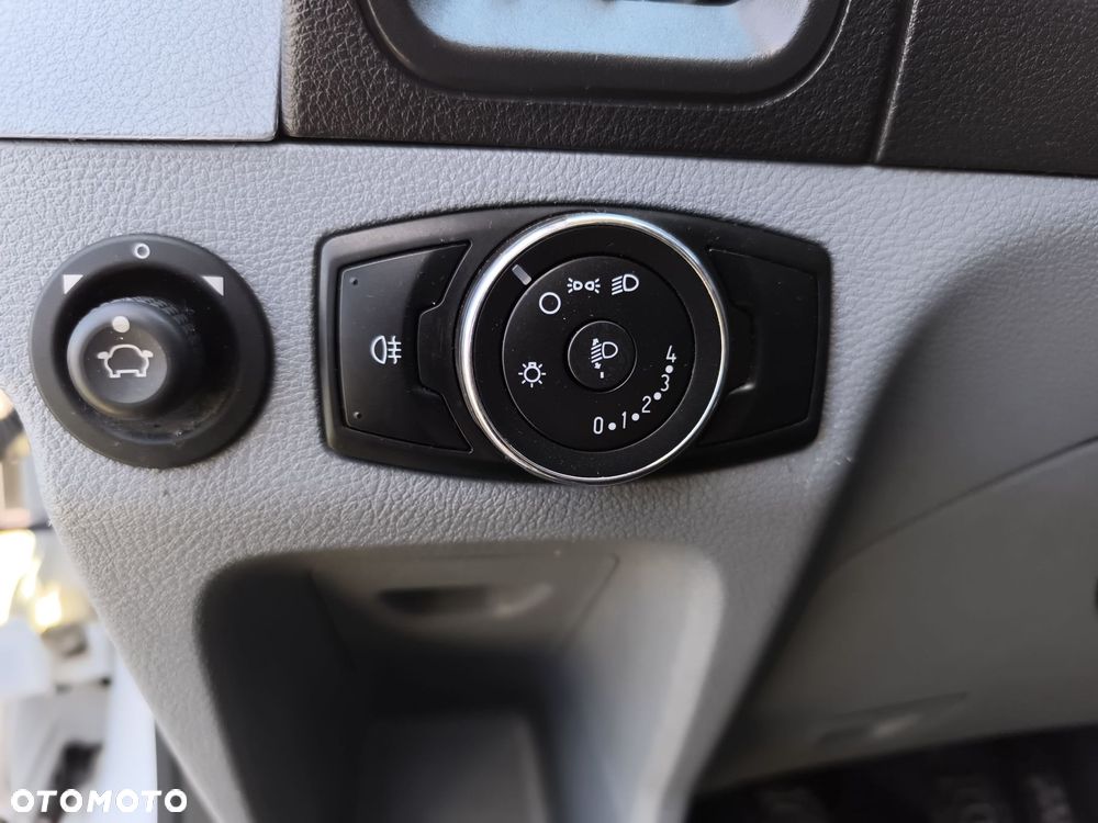Ford transit - 20