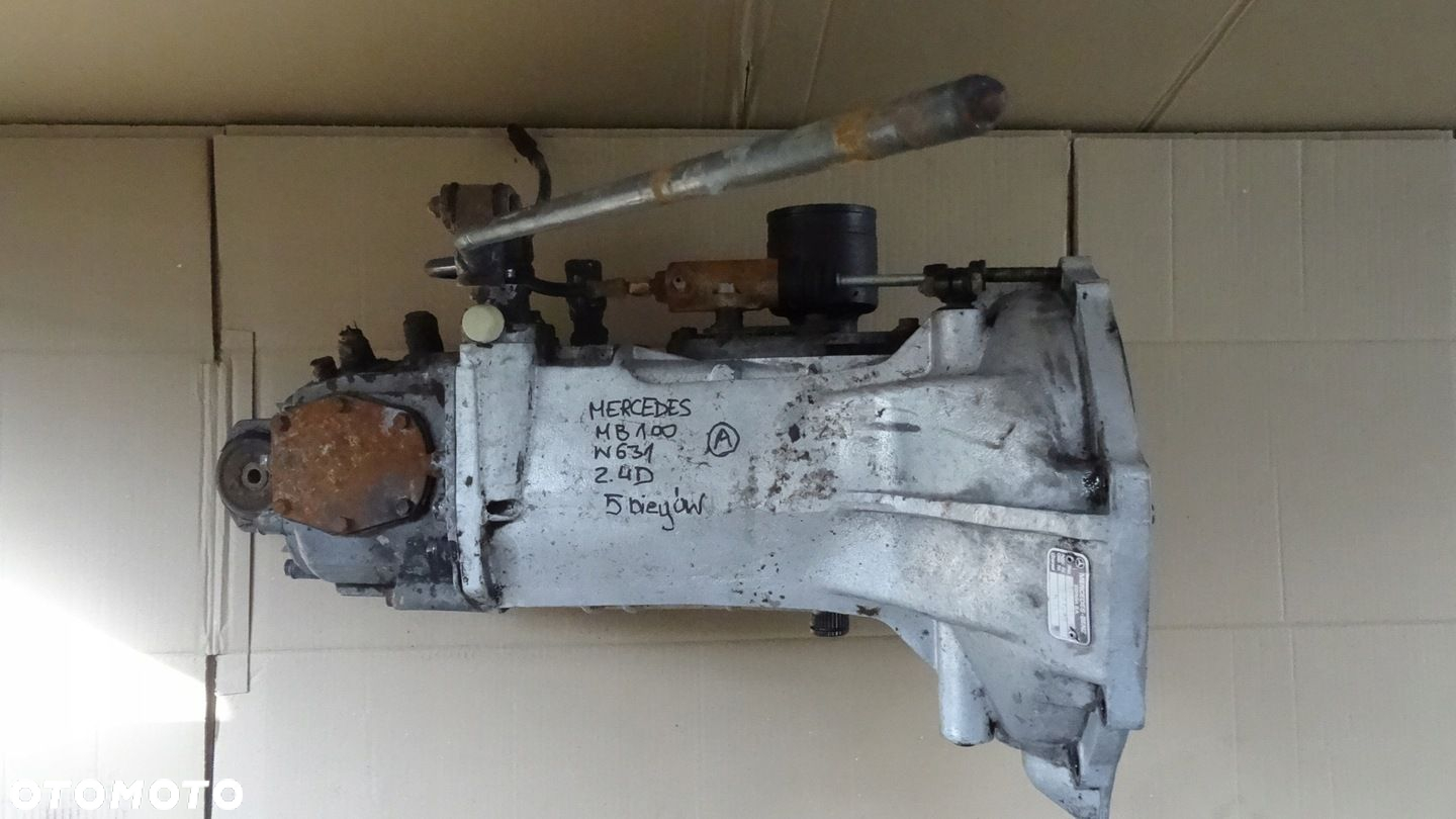 MERCEDES W631 MB100 2.4D SKRZYNIA BIEGÓW 71831110 - 3