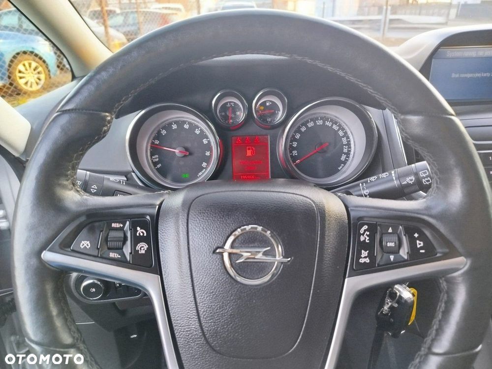 Opel Zafira - 11