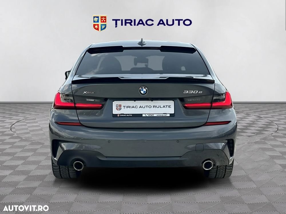 BMW Seria 3 330e xDrive Aut. - 4