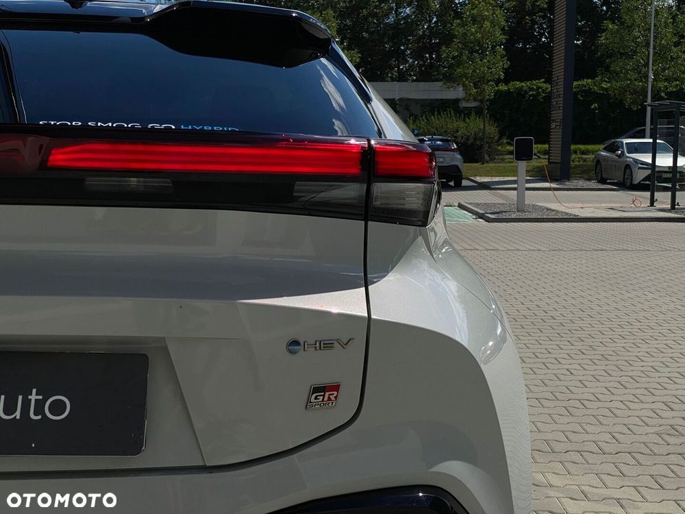Toyota C-HR - 34