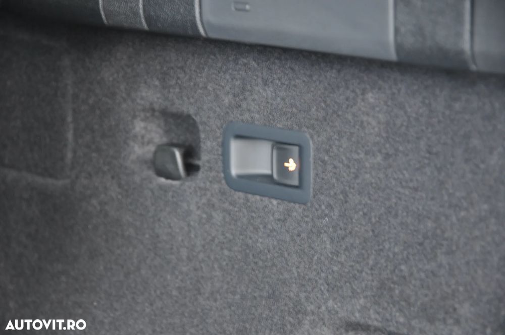 Volkswagen Tayron 2.0 TDI 4Motion DSG Life - 35