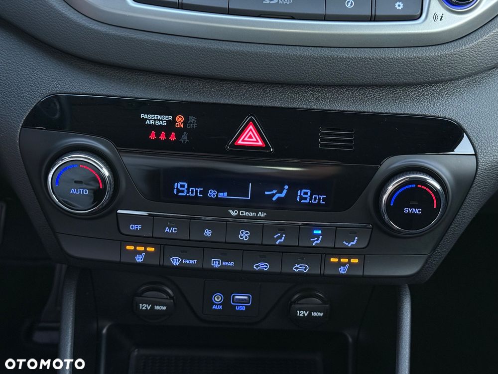 Hyundai Tucson blue 1.6 GDi 2WD Navi - 17