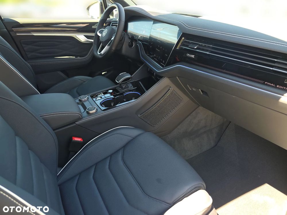 Volkswagen Touareg 3.0 V6 TDI 4Motion R-Line Final Edition - 15