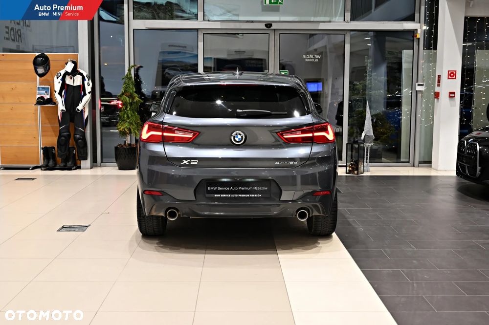 BMW X2 sDrive18d - 18