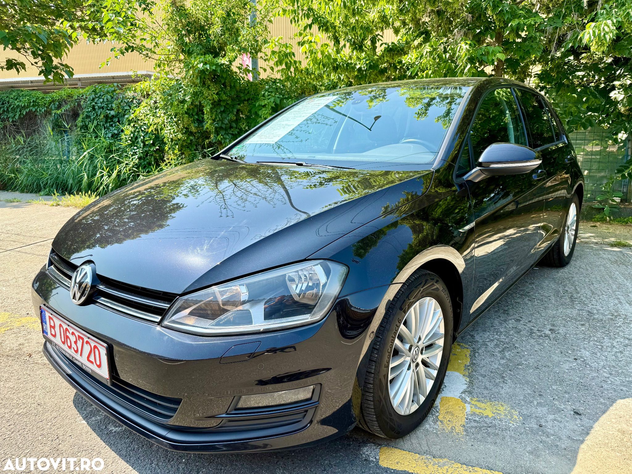 Volkswagen Golf 1.2 TSI BlueMotion Technology Cup - 1