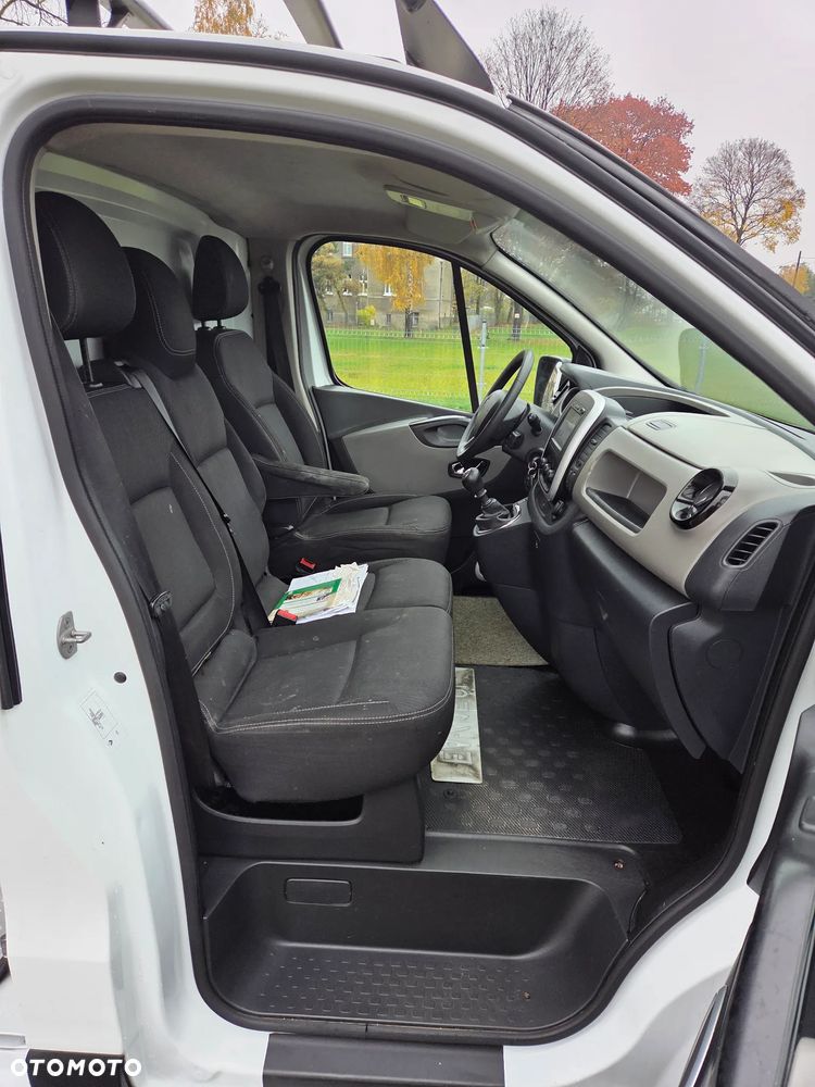 Renault Trafic - 17