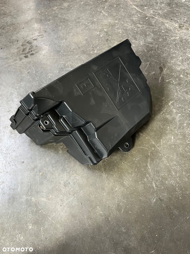 Obudowa skrzynka bezpieczników kompletna Dacia Duster III 2025R - 7