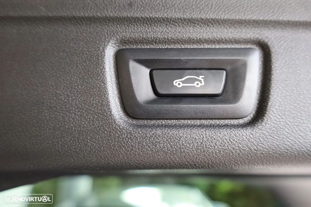 BMW 320 d Touring Pack M Auto - 13