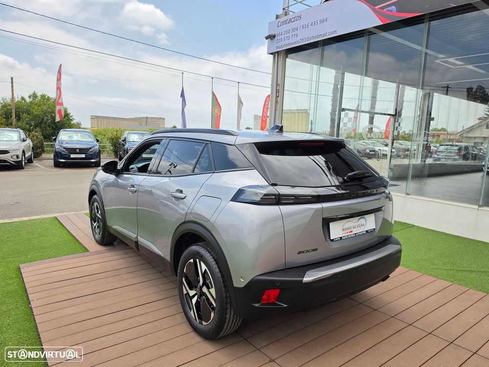 Peugeot 2008 1.2 PureTech Allure — fotografia 19