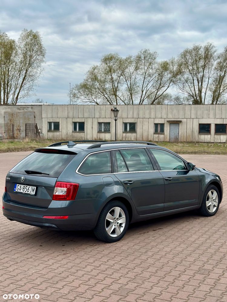 Skoda Octavia 1.6 TDI (Green tec) 4x4 Joy - 4