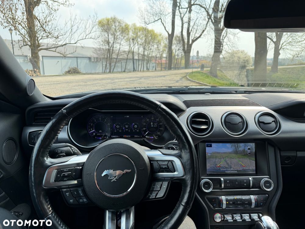 Ford Mustang 5.0 V8 GT - 16