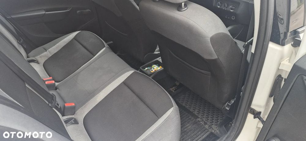 Skoda Fabia 1.0 Ambition - 13