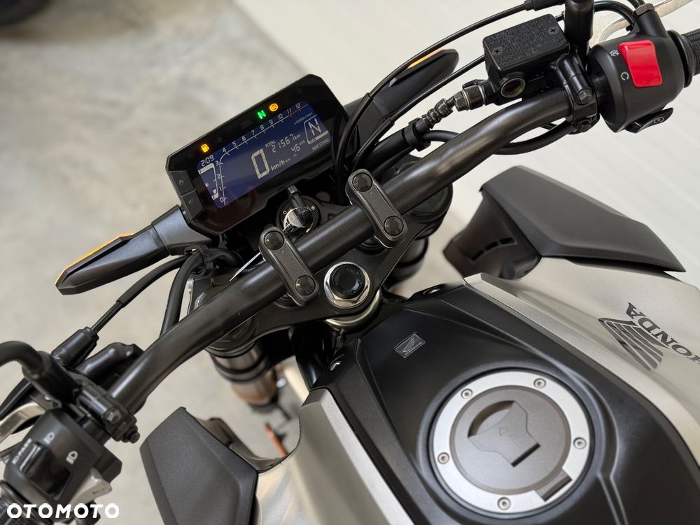 Honda CB - 28