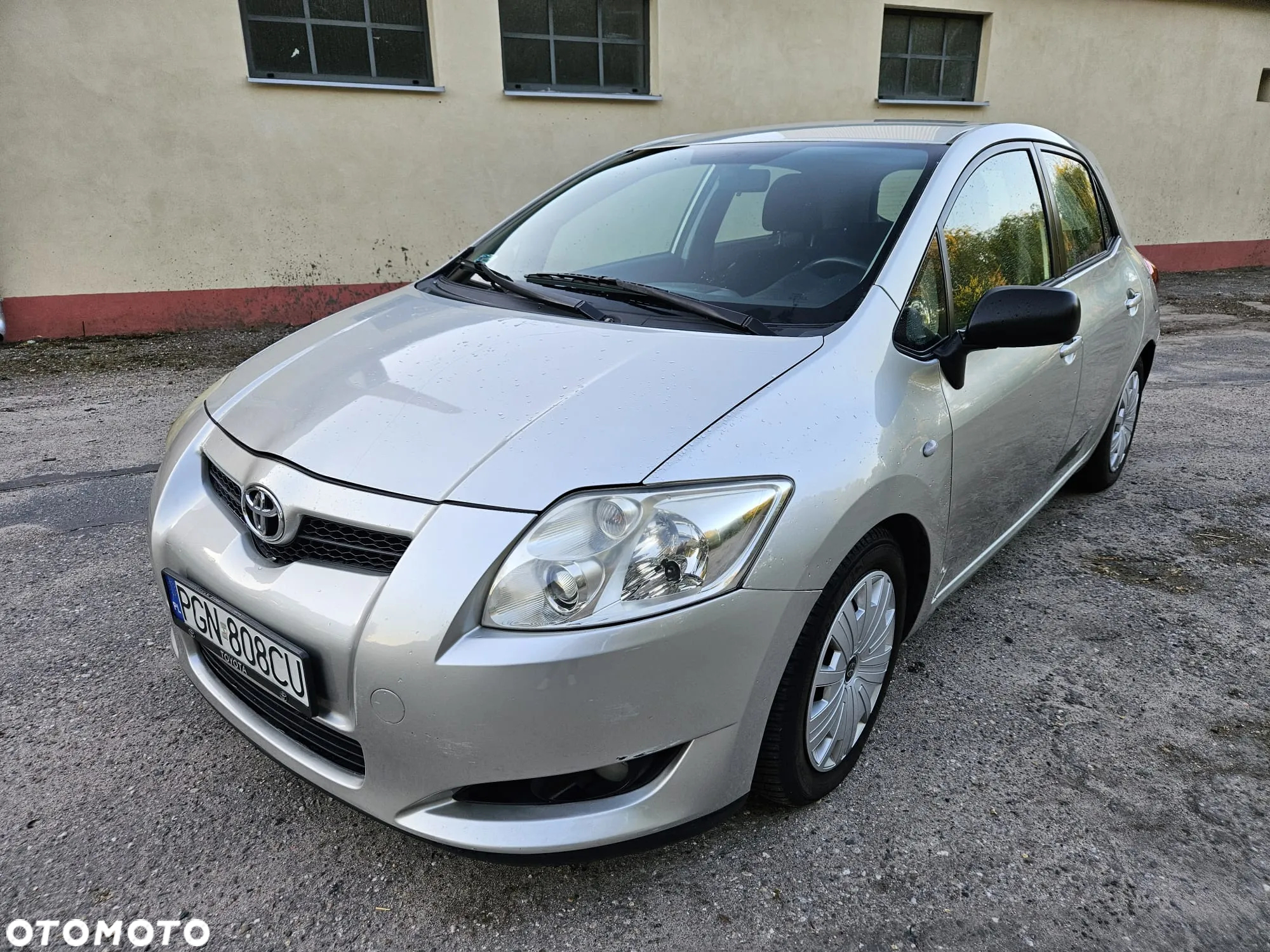 Toyota Auris 2.0 D-4D Luna - 2