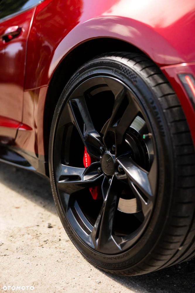 Chevrolet Camaro - 32