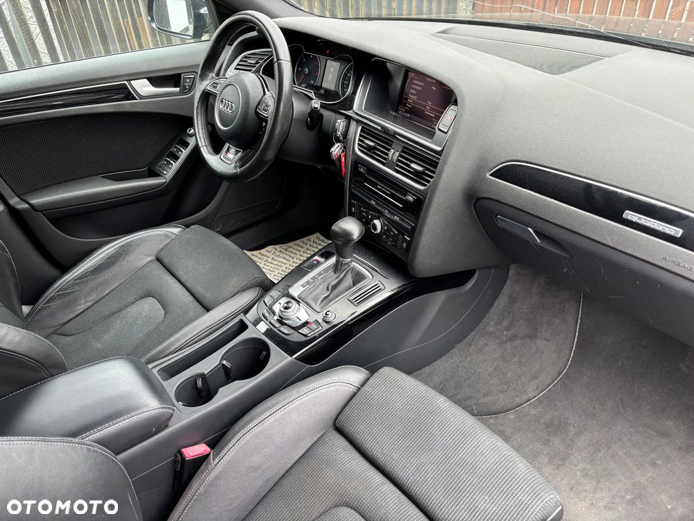 Audi A4 Avant 2.0 TDI DPF clean diesel quattro S tronic S line Sportpaket - 2