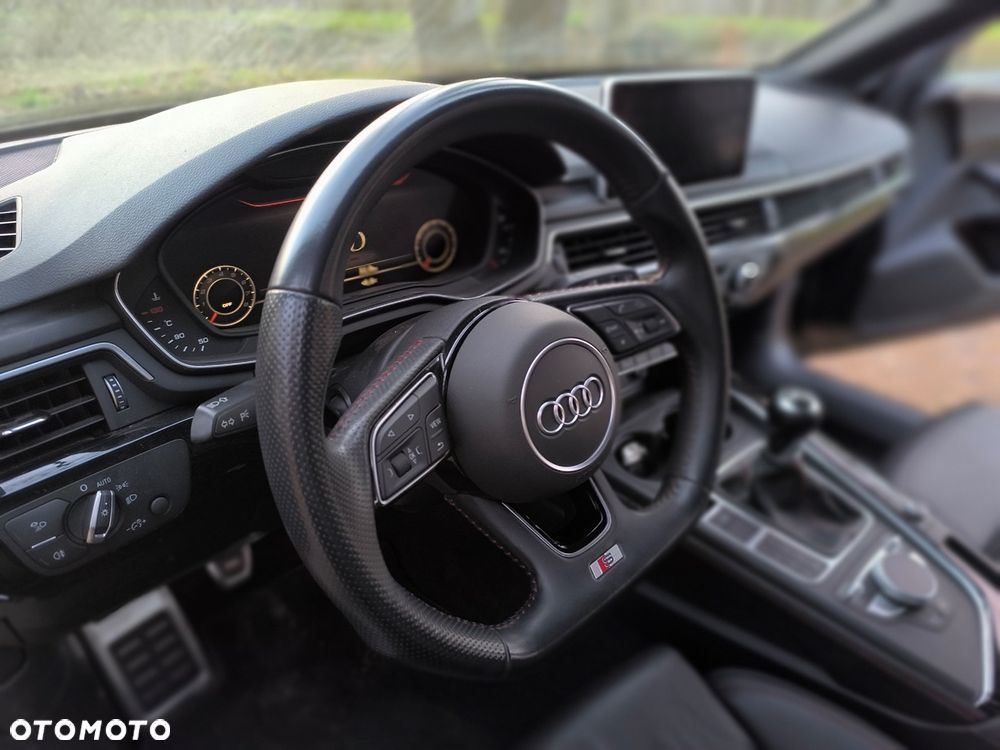 Audi A4 Avant 2.0 TFSI ultra Sport - 21