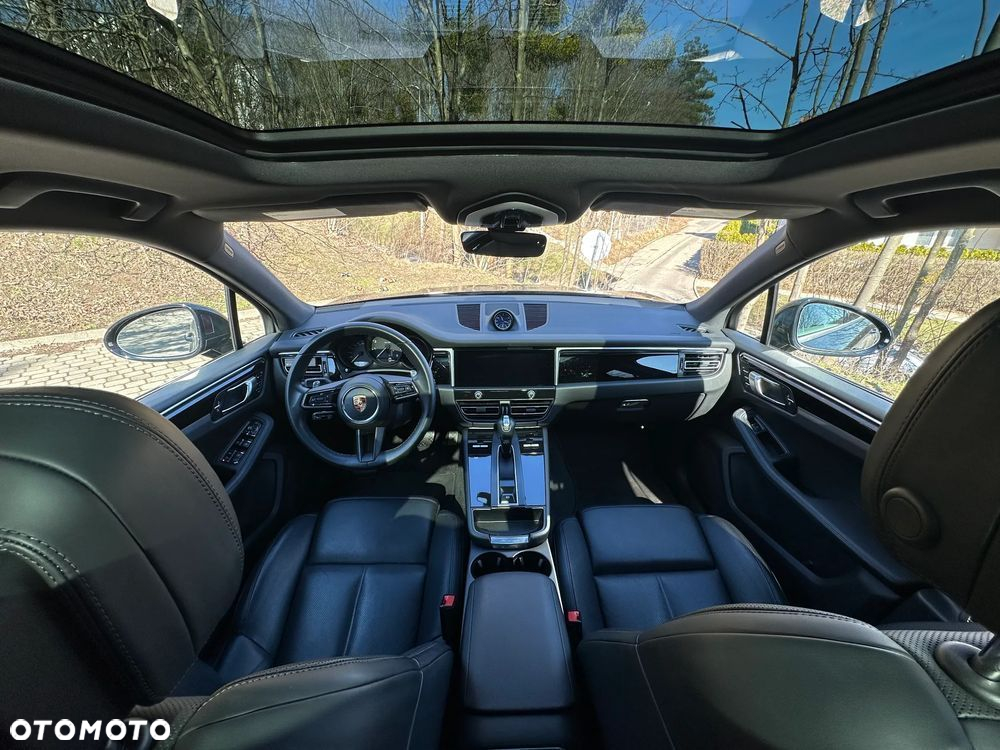 Porsche Macan Standard - 30