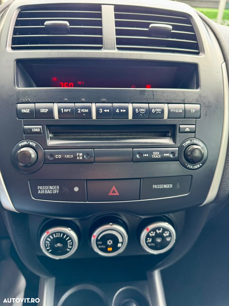 Mitsubishi ASX - 15