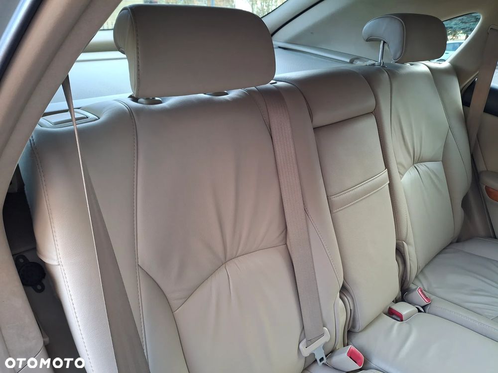 Lexus RX 400h (hybrid) - 13