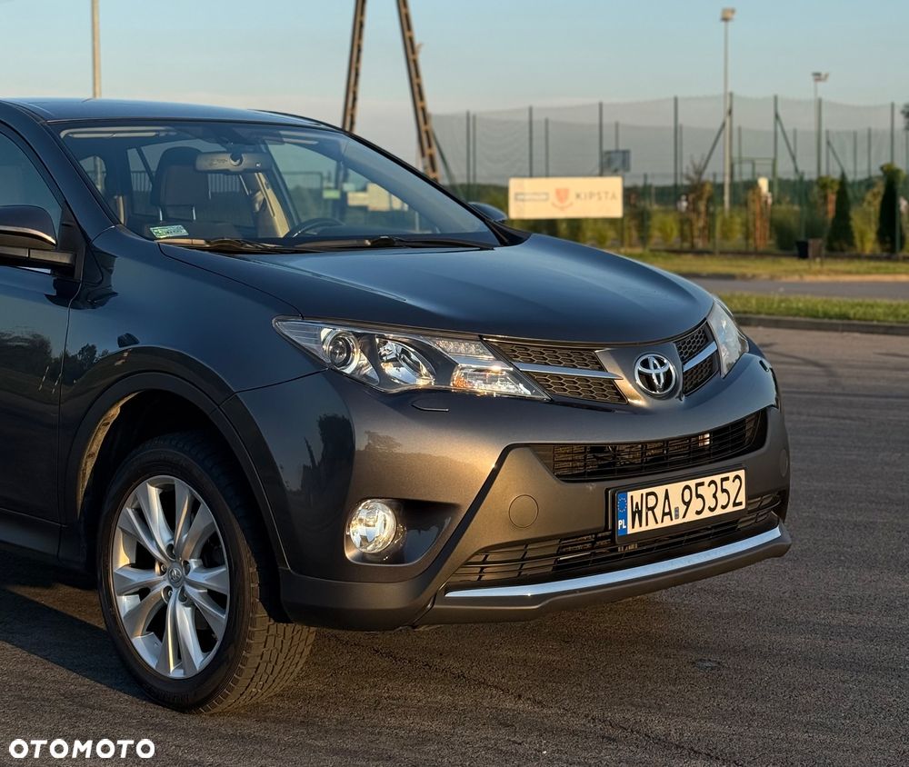 Toyota RAV4 2.0 Premium - 8