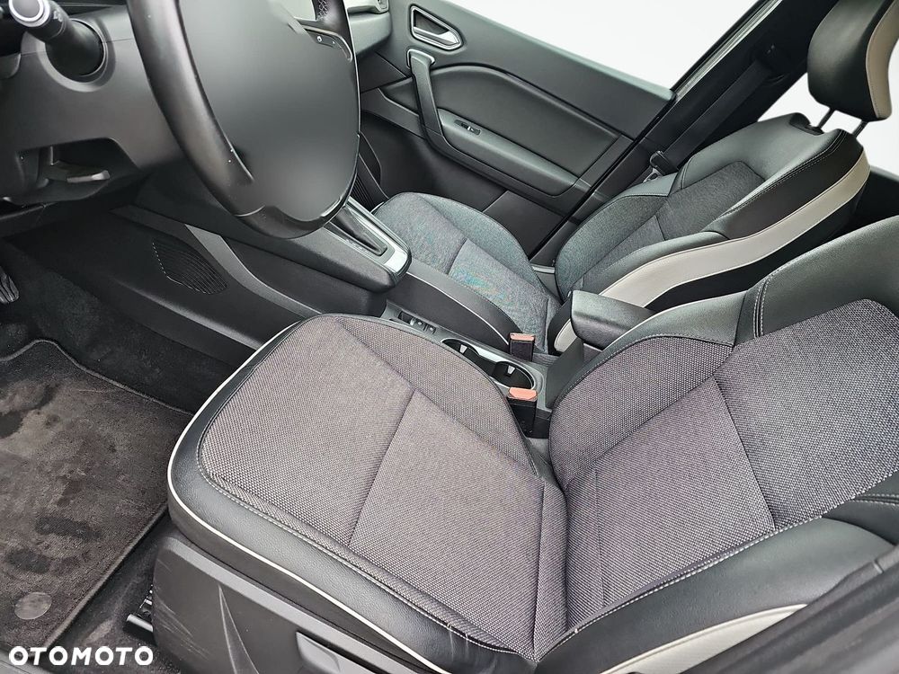 Renault Captur - 10