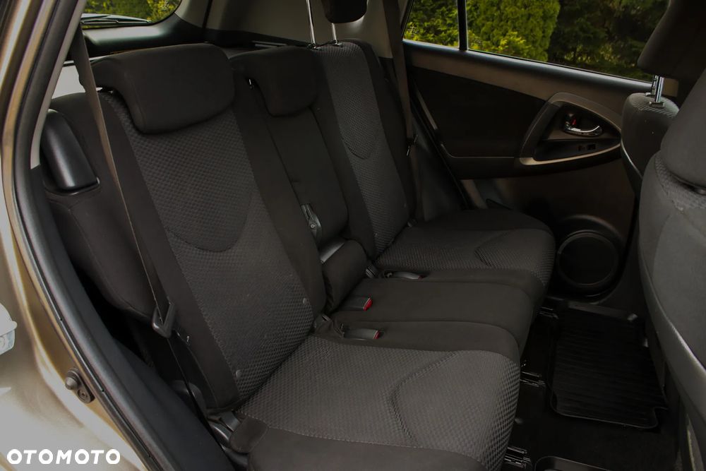Toyota RAV4 2.0 4x2 Sol - 25