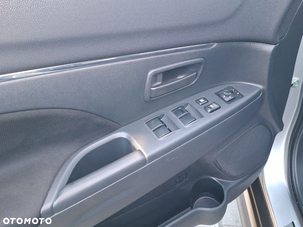 Mitsubishi ASX 2.0 Invite 4WD CVT - 15