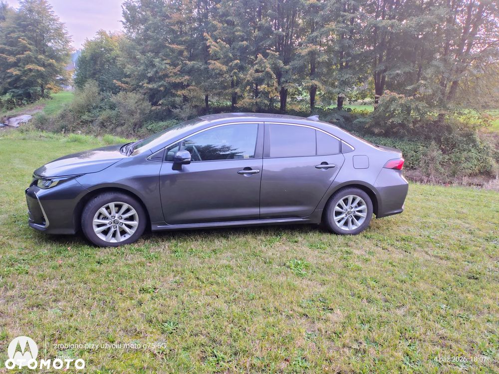 Toyota Corolla - 4