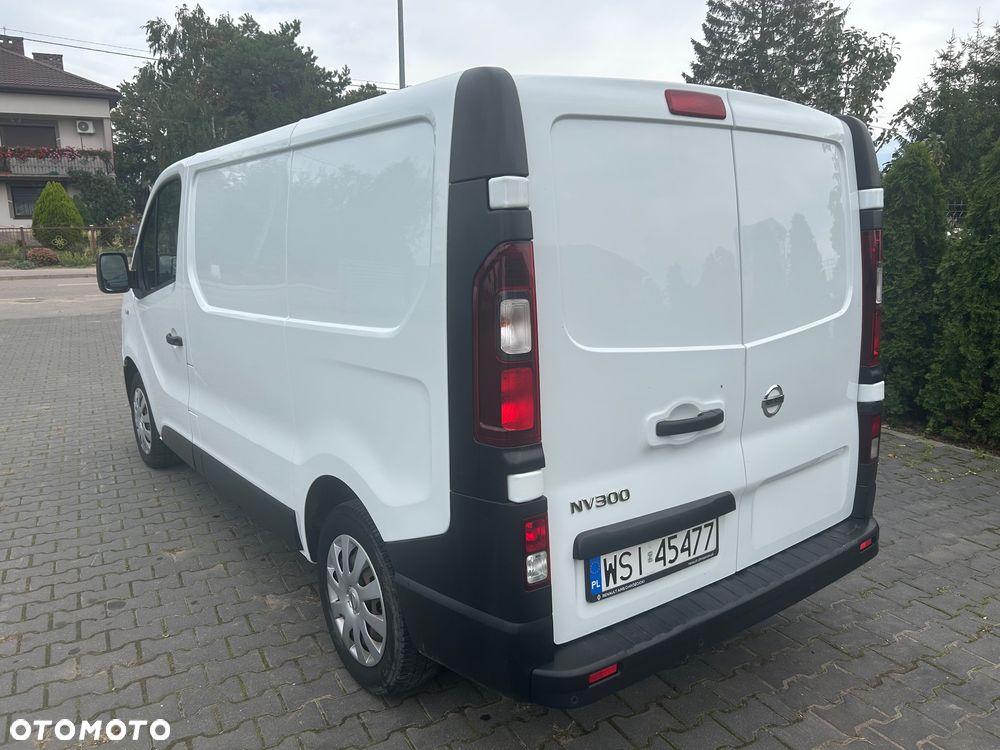 Nissan NV 300 - 3
