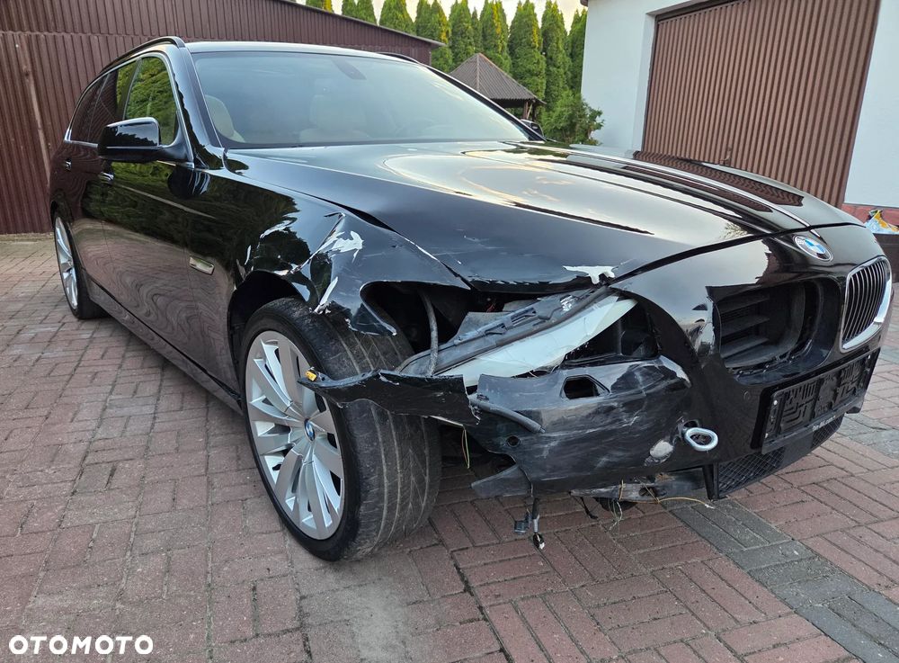 BMW Seria 5 535i Luxury Line - 4