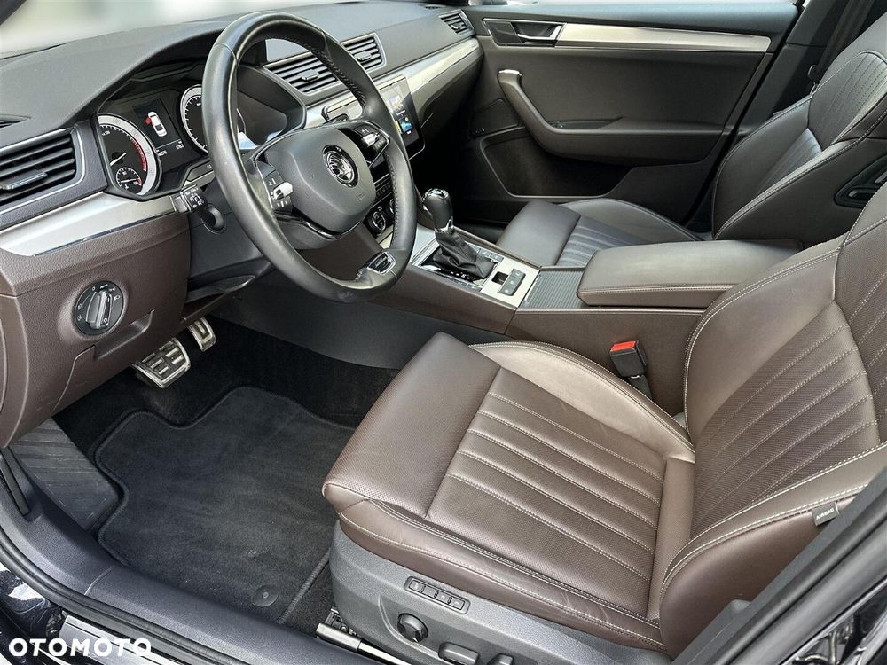 Skoda Superb 2.0 TSI L&K DSG - 11