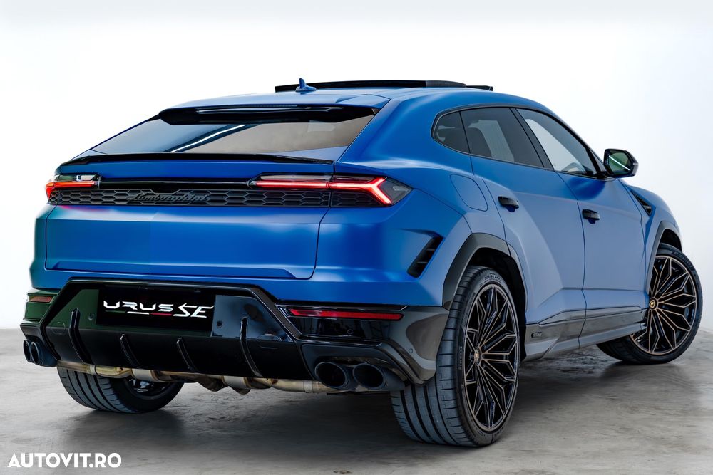 Lamborghini URUS Standard - 8