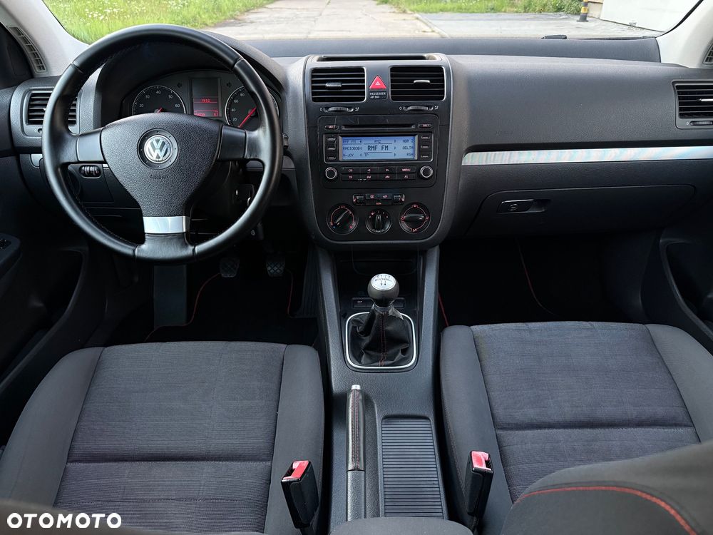 Volkswagen Golf - 7