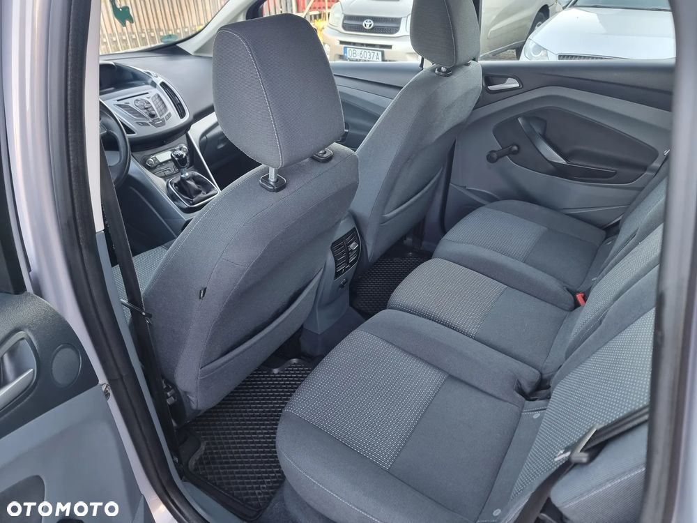 Ford C-MAX - 16