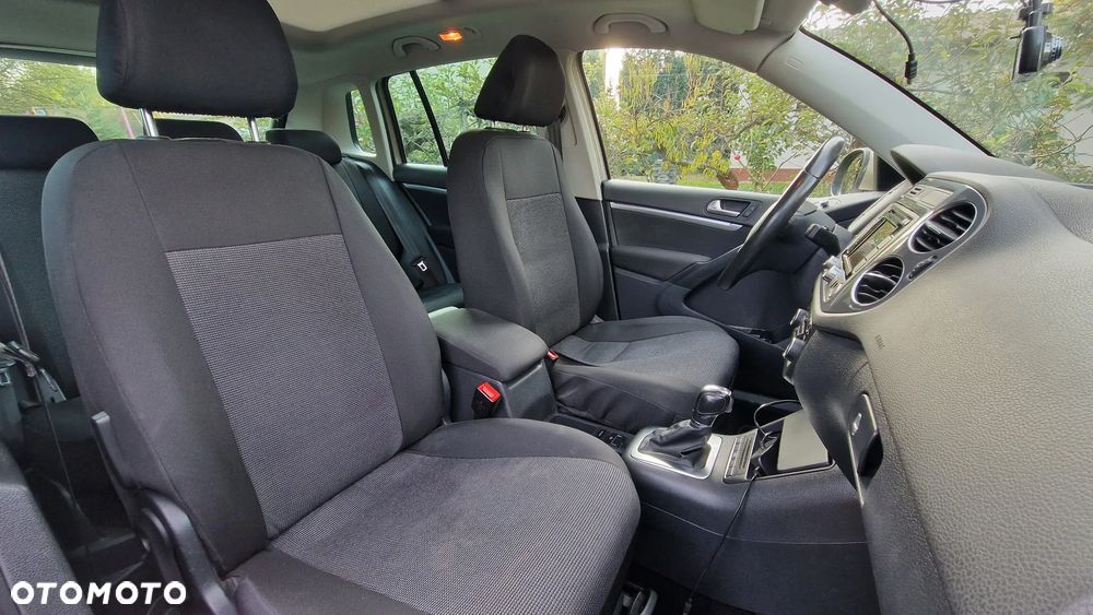 Volkswagen Tiguan 2.0 TDI DPF 4Motion BlueMotion Technology DSG Sport & Style - 8