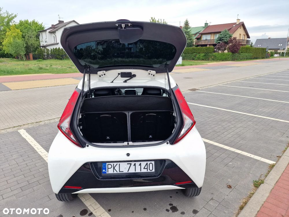 Toyota Aygo 1.0 VVT-i Color Edition - 19