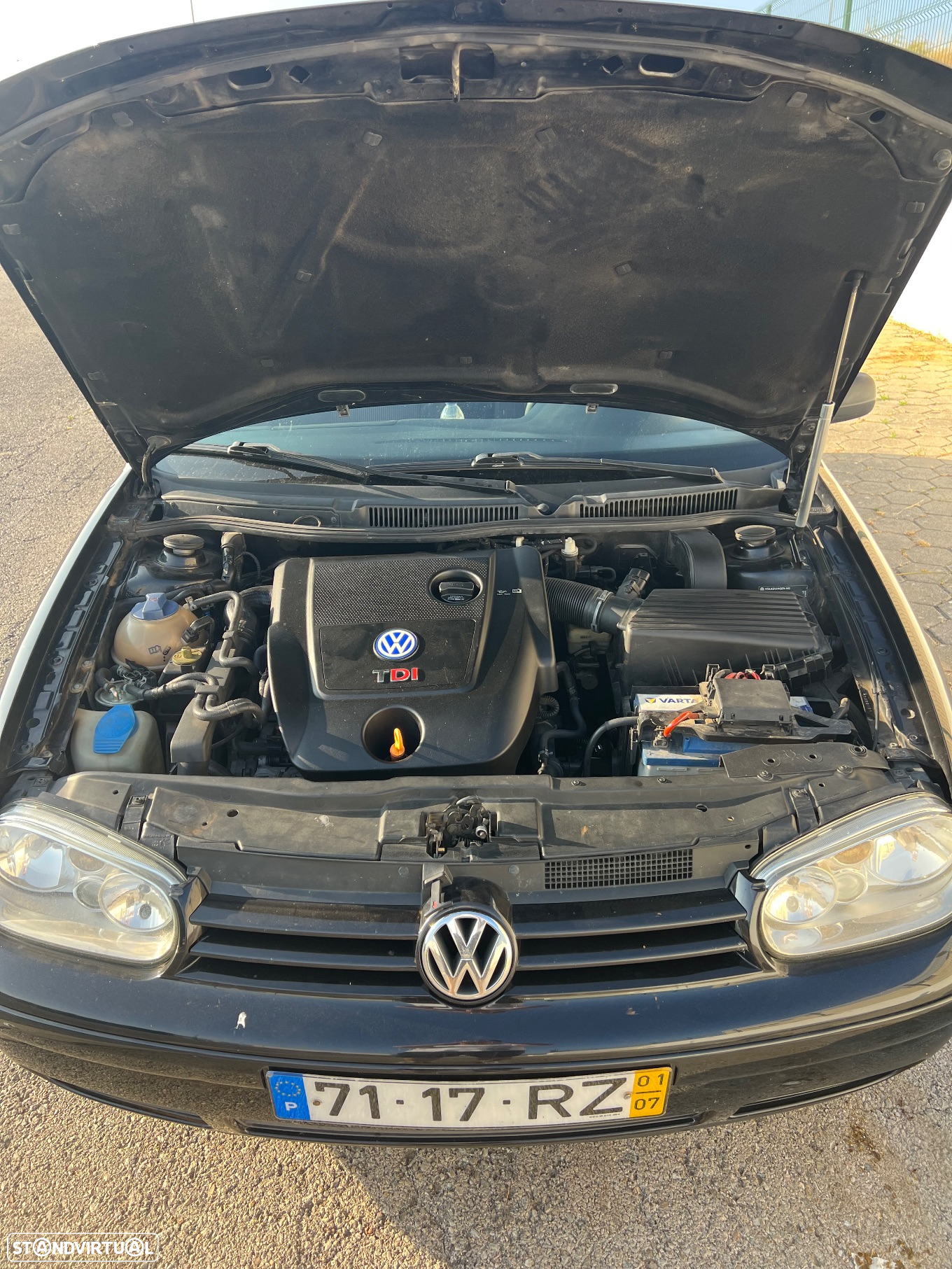 VW Golf 1.9 TDi Highline - 14