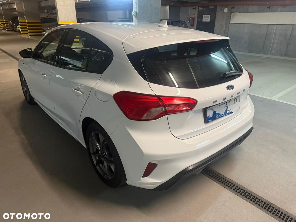 Ford Focus - 5