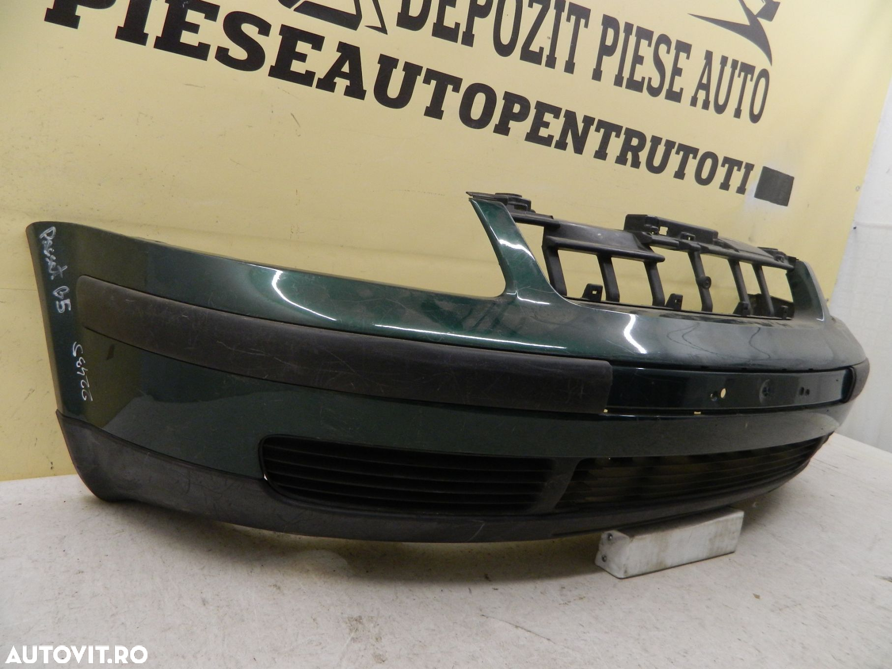 Barafata VW Passat B5, 1996, 1997, 1998, 1999, 2000, cod origine 3B0807231. - 3